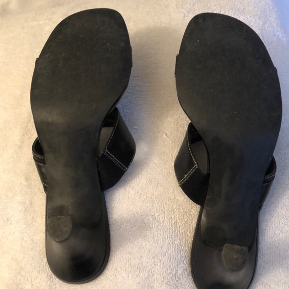 Shoes - Picture 4 of 6